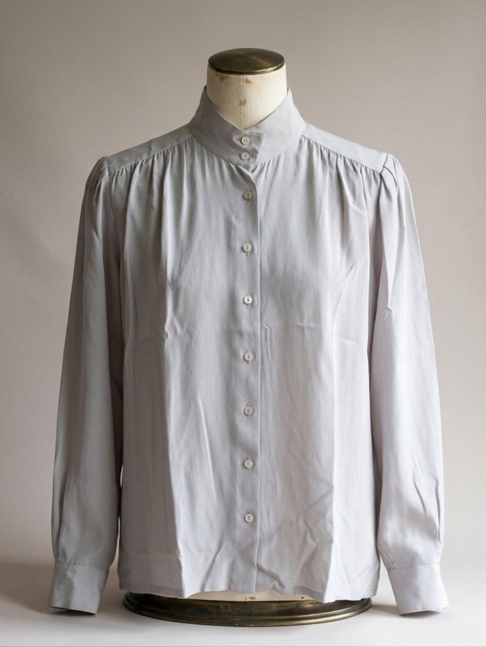 Louis Féraud Paris Vintage 100% Silk Gathered Blouse FR 38 / US 8 Dove Gray 80s